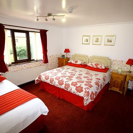Eagles Guest House Lincoln Bagian luar foto