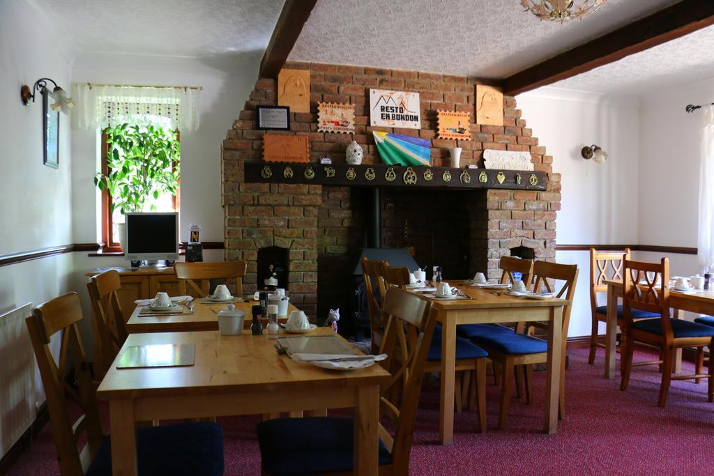 Eagles Guest House Lincoln Bagian luar foto