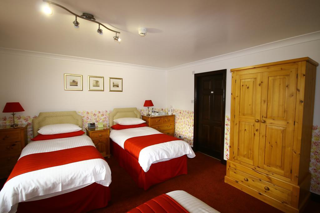 Eagles Guest House Lincoln Bagian luar foto