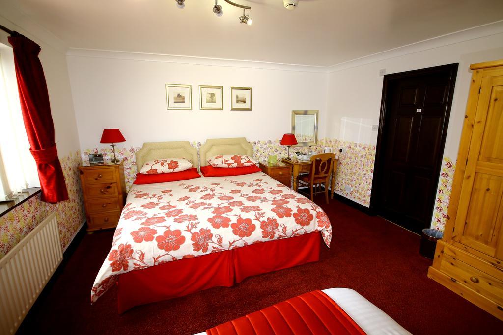 Eagles Guest House Lincoln Bagian luar foto